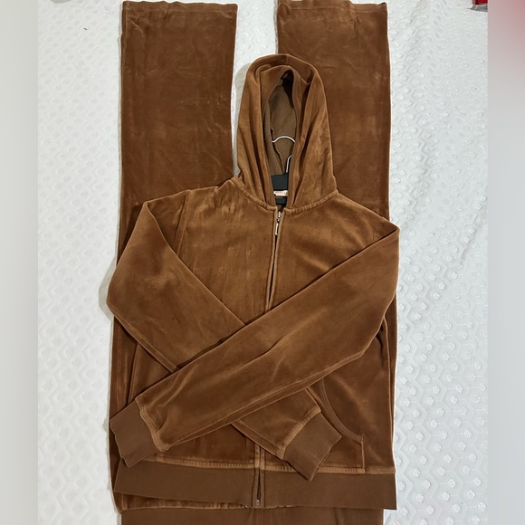 COFFEE SUEDE TRACKSUIT - Picture 3 of 5